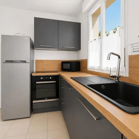 Apartmán T3 Cosy, Jardin & Parking, Plages Du Debarquement Bernières-sur-Mer